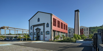 Image - Usine et cheminée de Grand-Bois